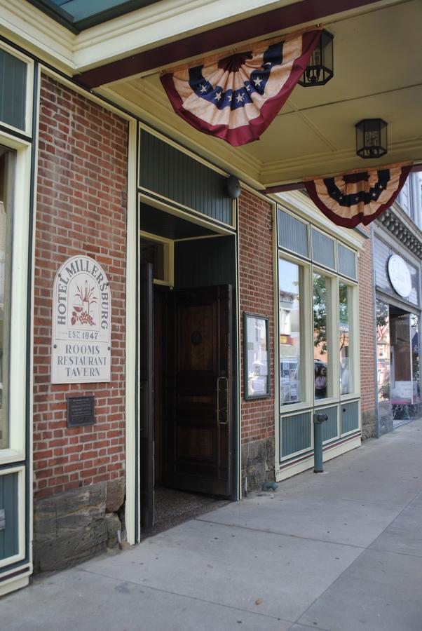 Hotel Millersburg Exterior photo